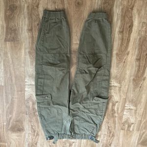 Pull and Bear Cargo pants
